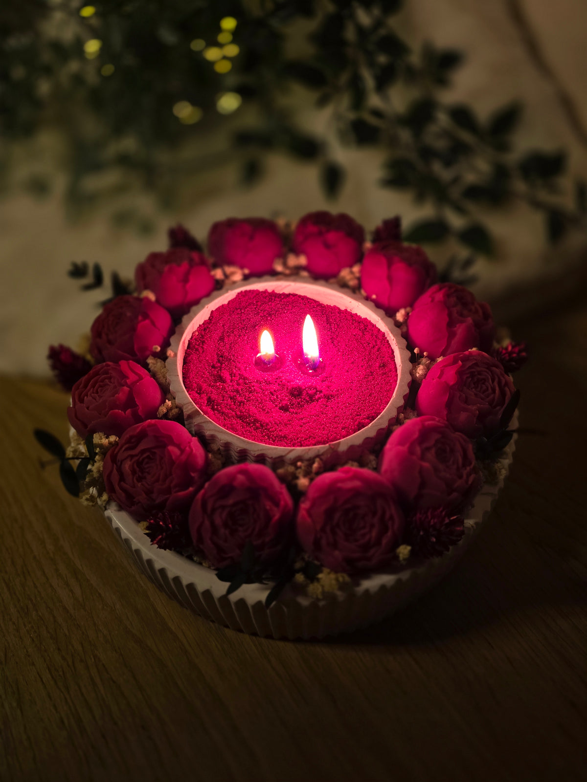 QUIET RITUAL – Candle & Bouquet Bordeaux