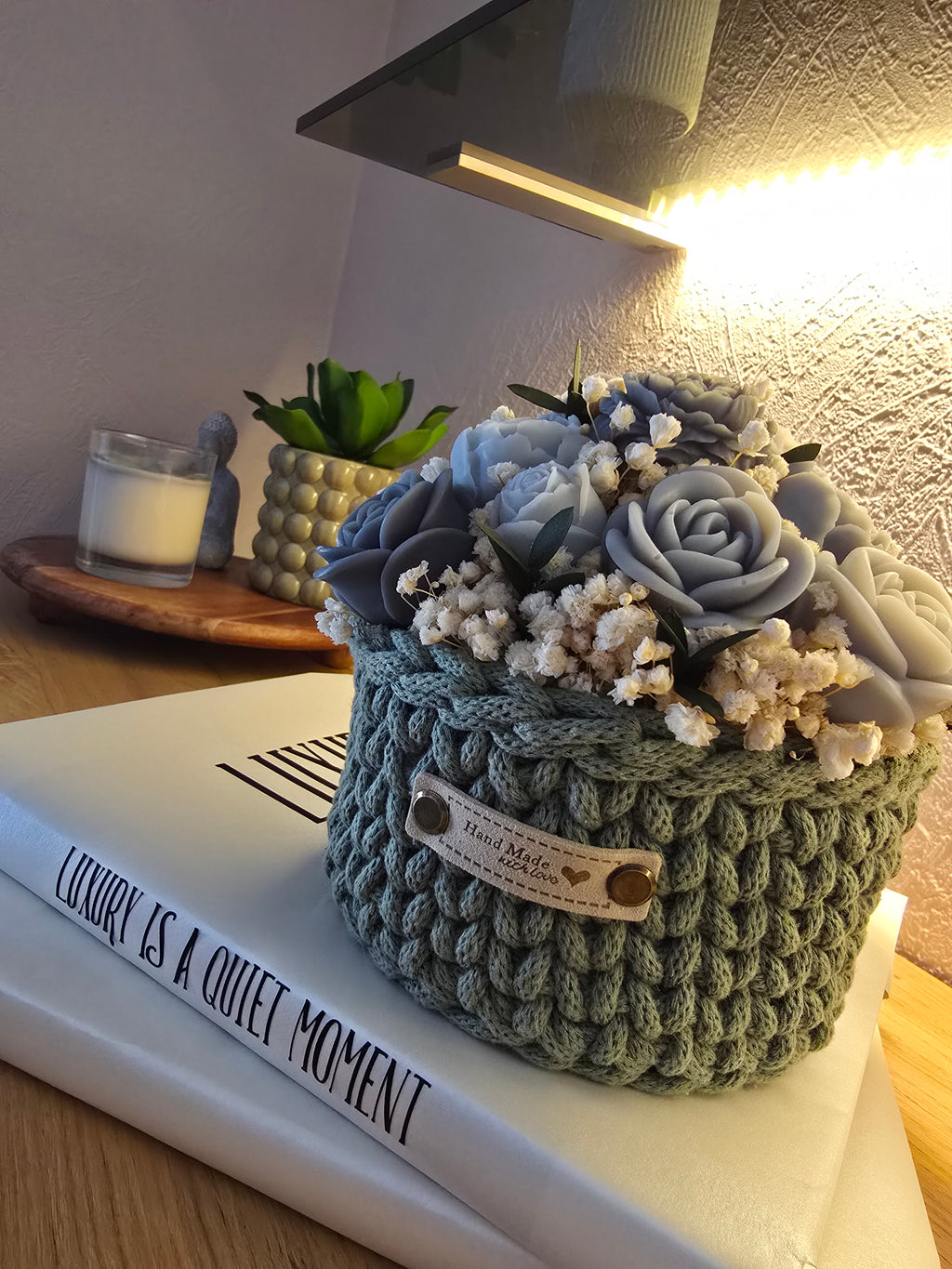 Signature Bloom - Candle Bouquet