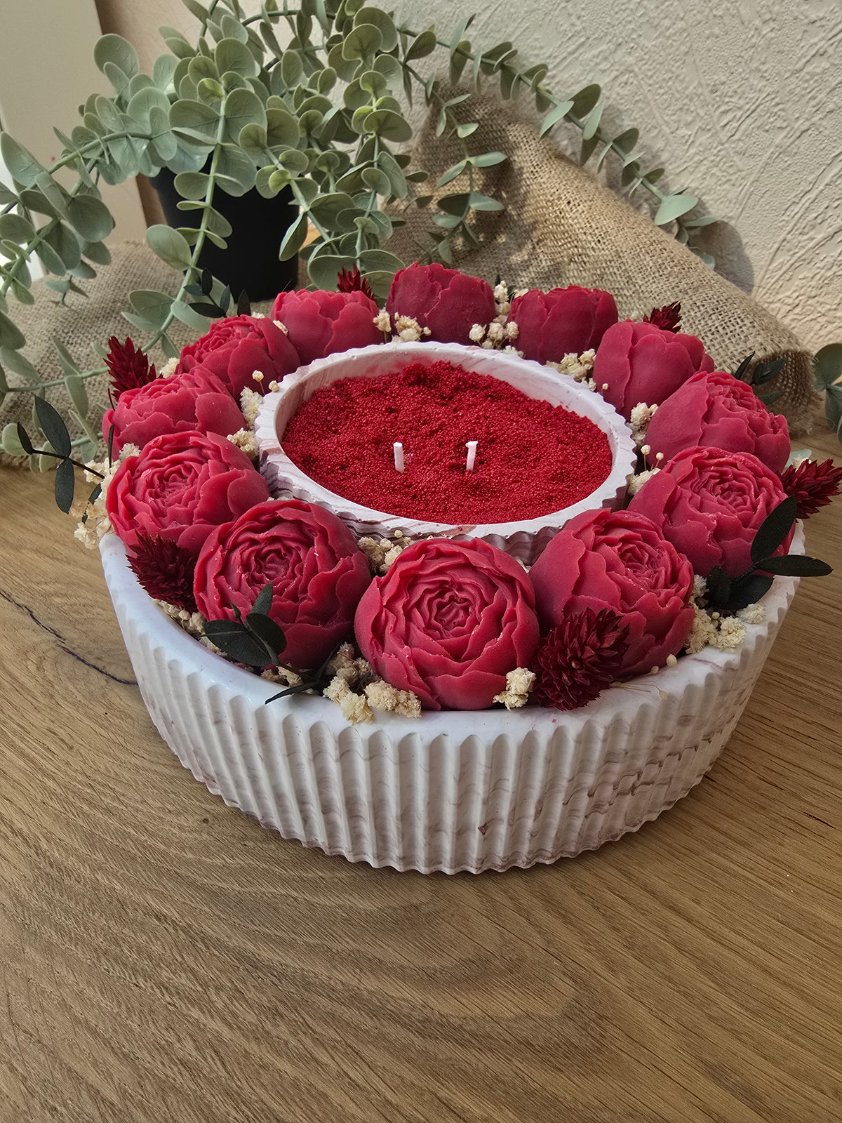 QUIET RITUAL – Candle & Bouquet Bordeaux