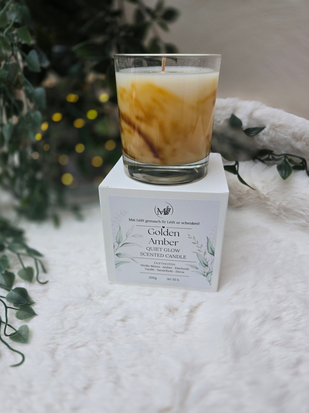 QUIET GLOW Scented Candle - Golden Amber