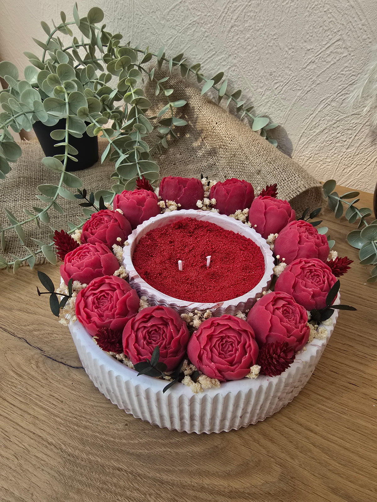 QUIET RITUAL – Candle & Bouquet Bordeaux