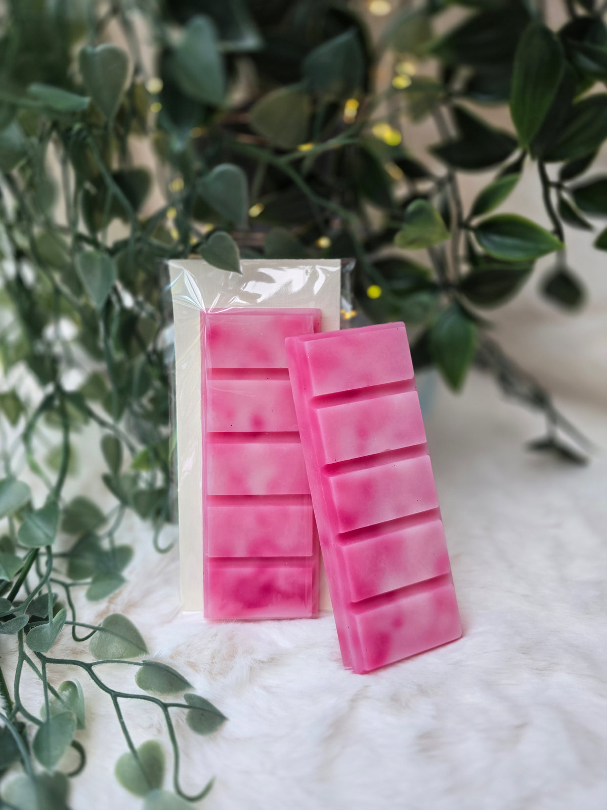 Little Moments · Scented Waxmelts - Island Flower